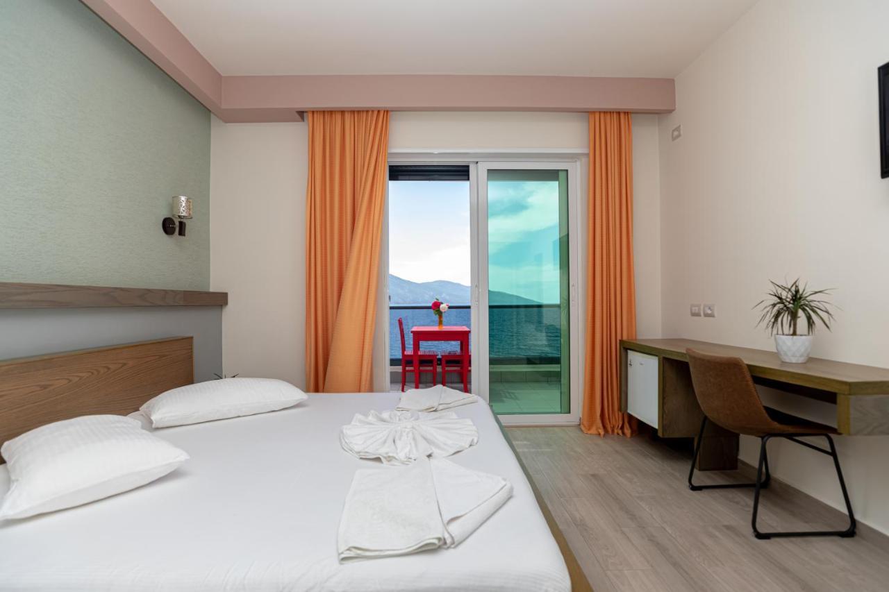 Hotel Picasso Vlore Exterior photo