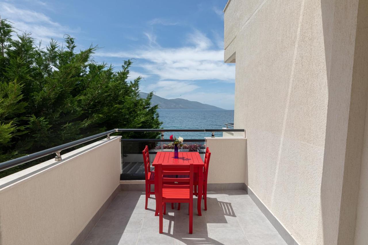 Hotel Picasso Vlore Exterior photo